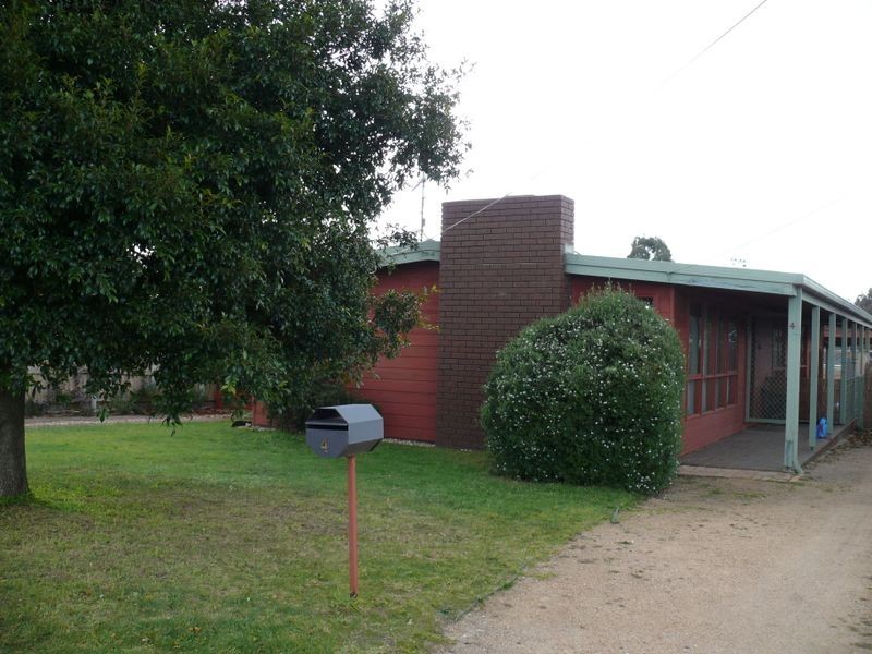 4 Bungaree Avenue, Paynesville VIC 3880
