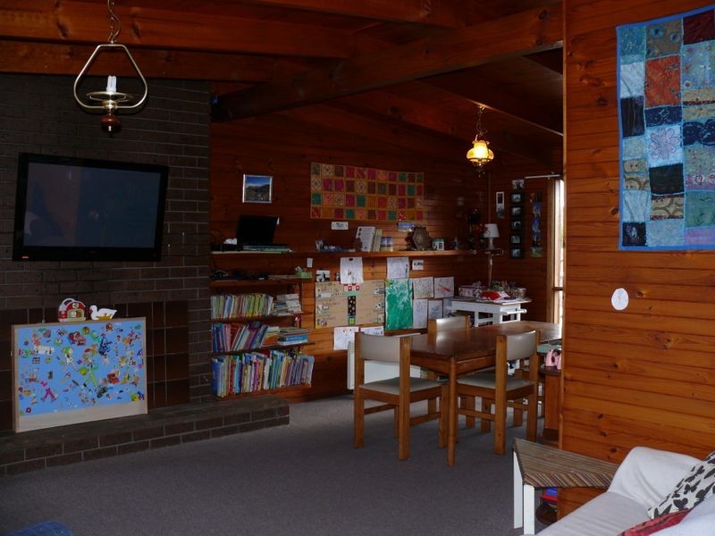 4 Bungaree Avenue, Paynesville VIC 3880