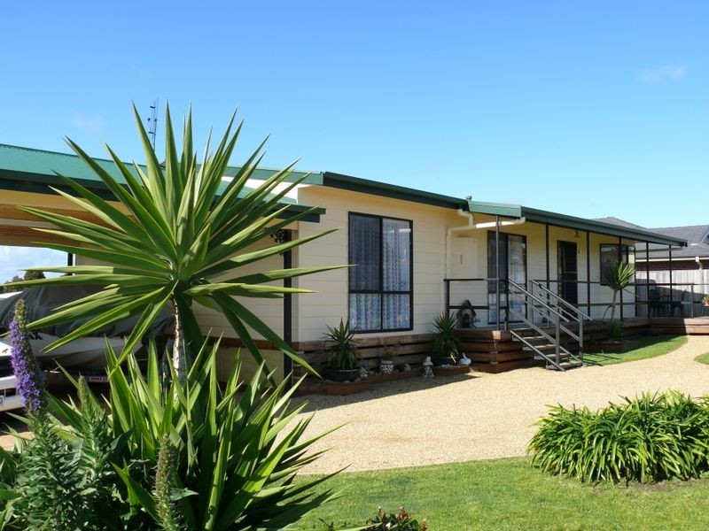 5 Horizon Way, Newlands Arm VIC 3875