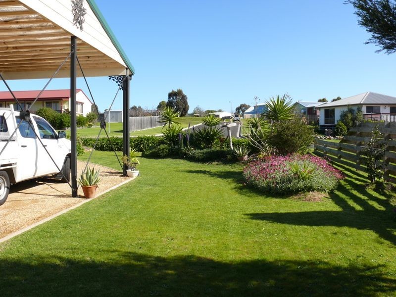 5 Horizon Way, Newlands Arm VIC 3875