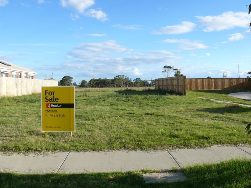 17 Smallman Court, Paynesville VIC 3880
