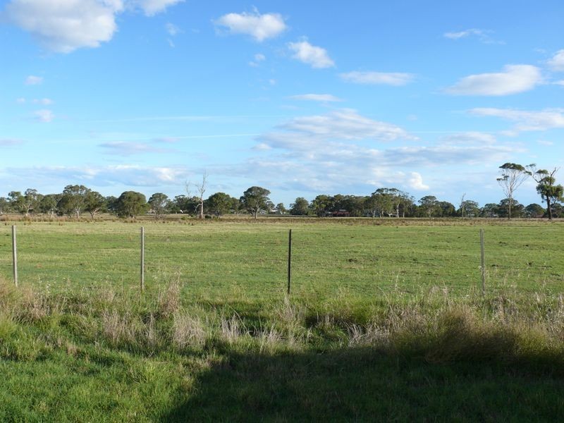 17 Smallman Court, Paynesville VIC 3880