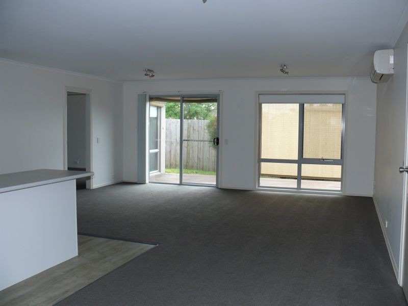 2/119 Langford Parade, Paynesville VIC 3880