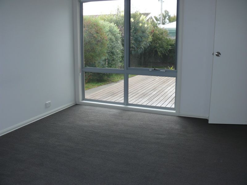 2/119 Langford Parade, Paynesville VIC 3880