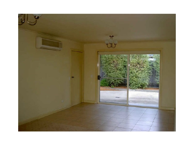 1/63 King Street, Paynesville VIC 3880