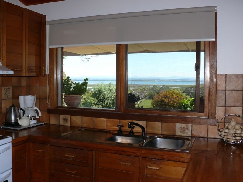 8 Fullarton Drive, Paynesville VIC 3880