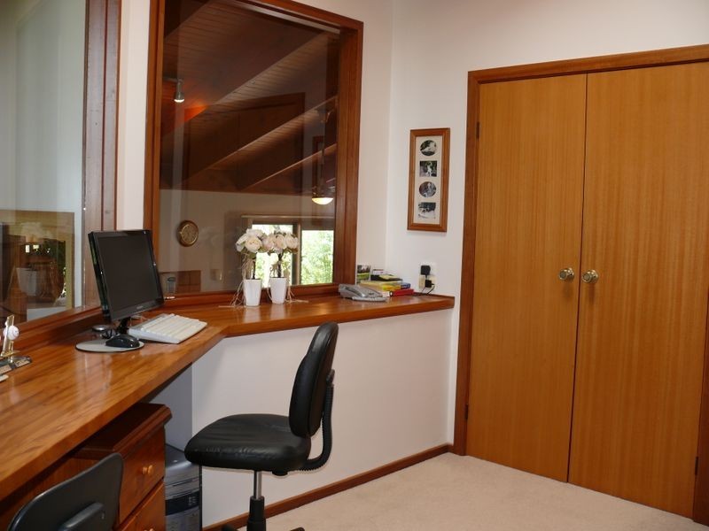 8 Fullarton Drive, Paynesville VIC 3880