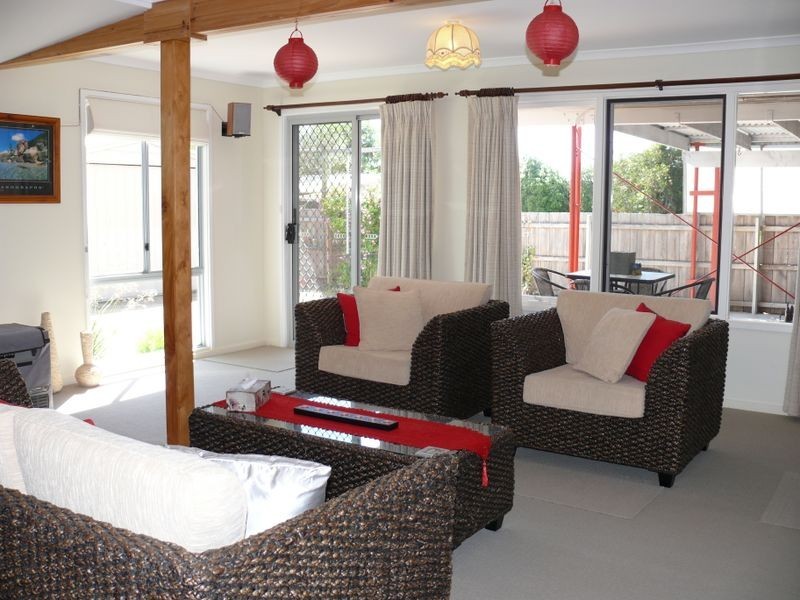 147 Bay Road, Eagle Point VIC 3878