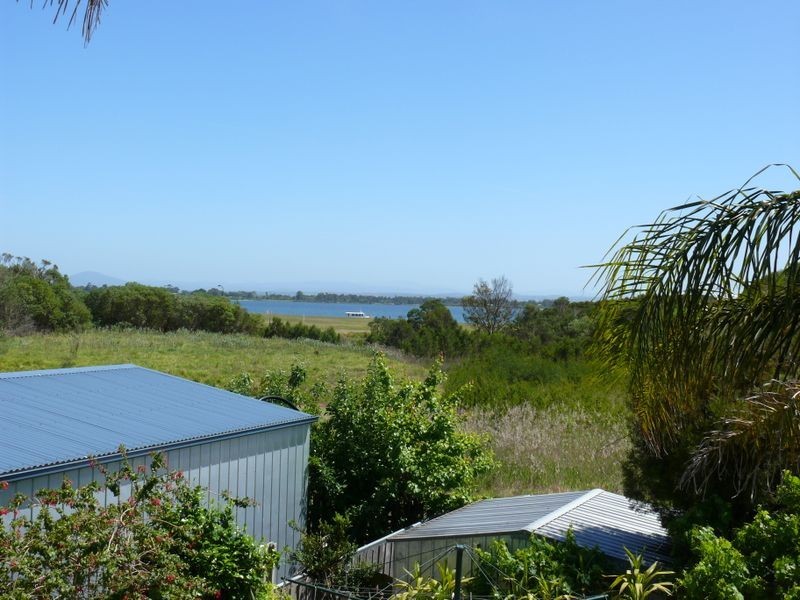 147 Bay Road, Eagle Point VIC 3878