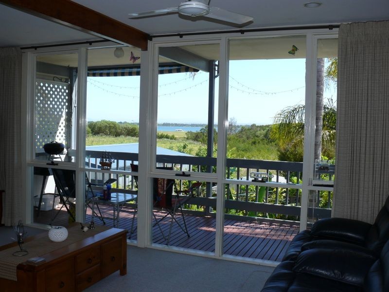 147 Bay Road, Eagle Point VIC 3878