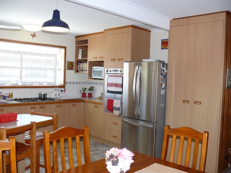 147 Bay Road, Eagle Point VIC 3878