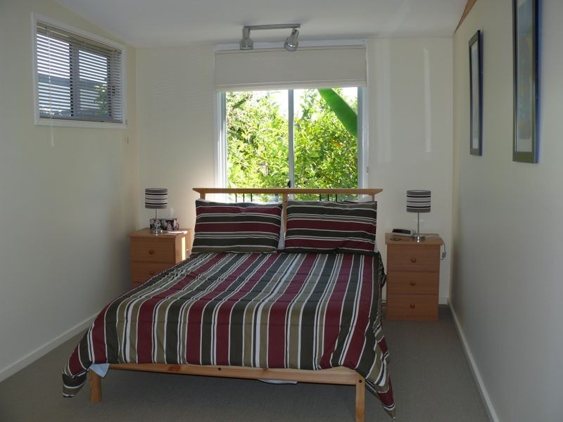 147 Bay Road, Eagle Point VIC 3878