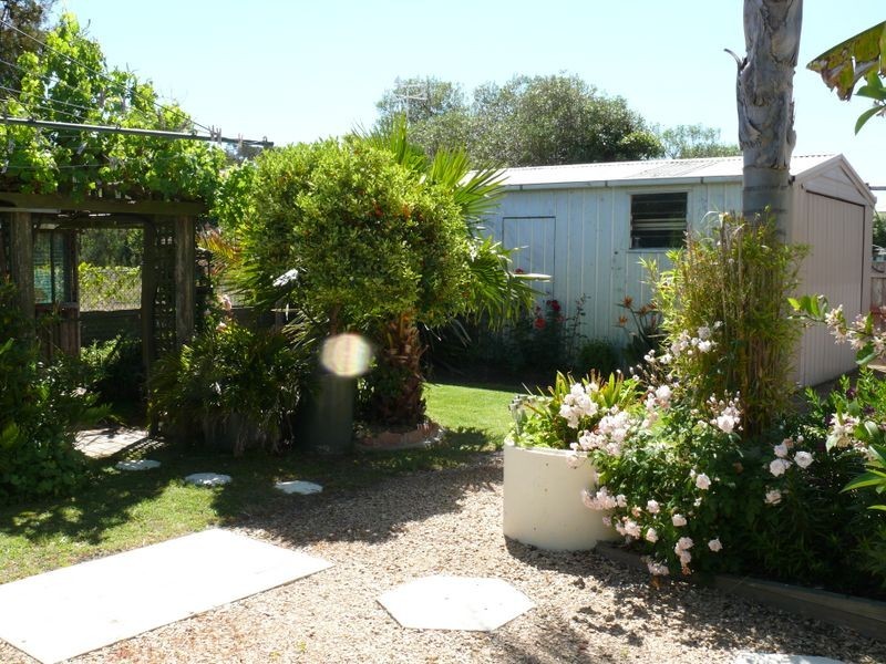 147 Bay Road, Eagle Point VIC 3878