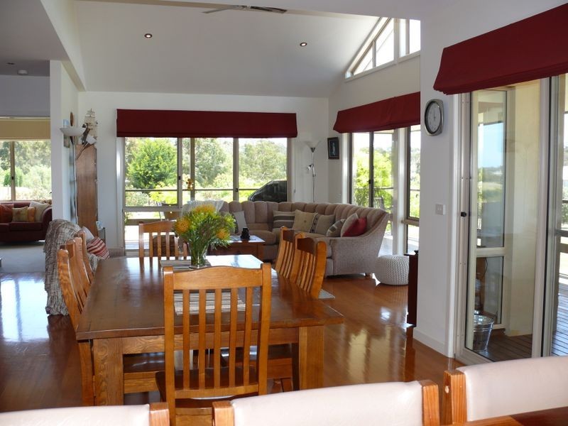 27 Kyra Court, Newlands Arm VIC 3875