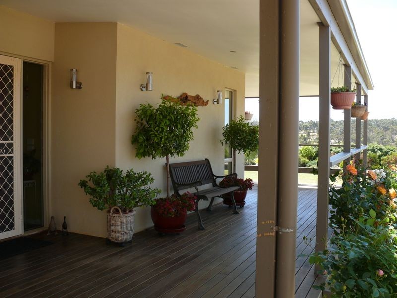 27 Kyra Court, Newlands Arm VIC 3875