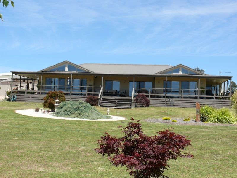 27 Kyra Court, Newlands Arm VIC 3875