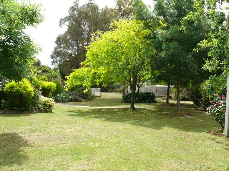 20 Boyd Court, Eagle Point VIC 3878