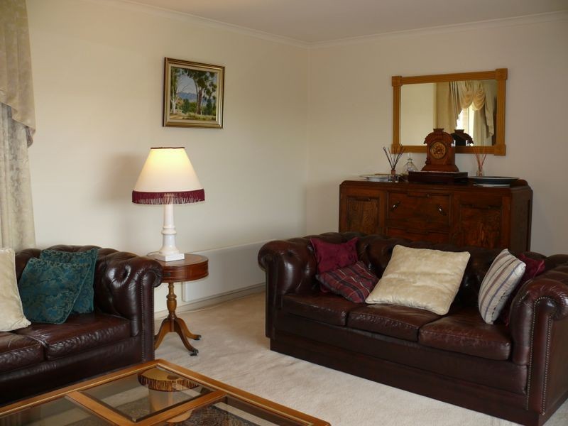 5 Simpsons Drive, Newlands Arm VIC 3875