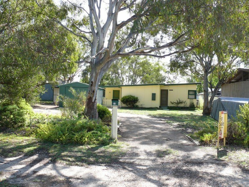 32 Fourth Avenue, Raymond Island VIC 3880