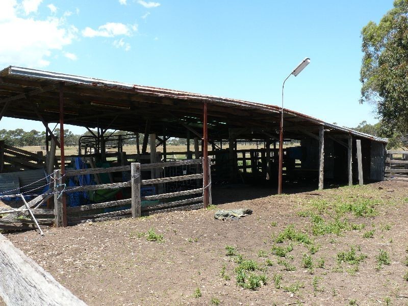 40 Jones Road, Eagle Point VIC 3878