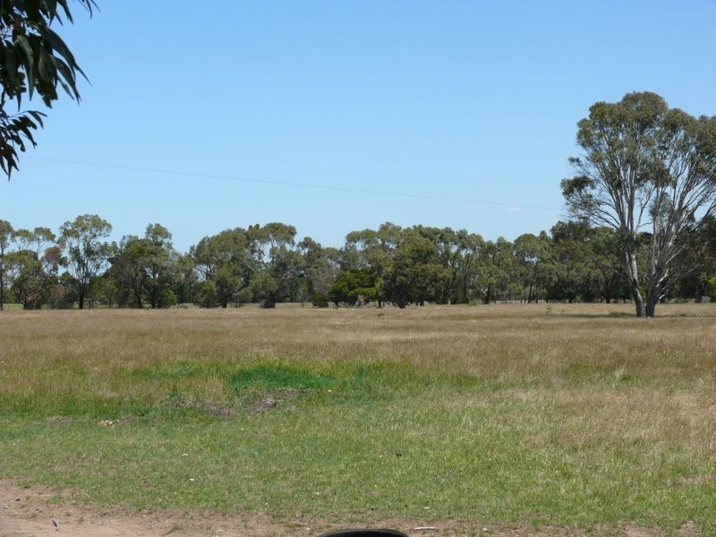 40 Jones Road, Eagle Point VIC 3878