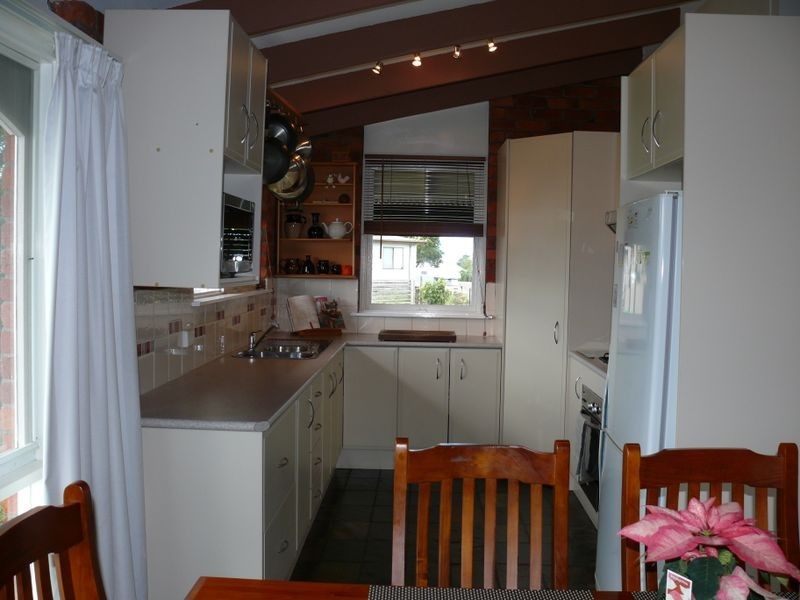 18 Crown Ridge Avenue, Newlands Arm VIC 3875