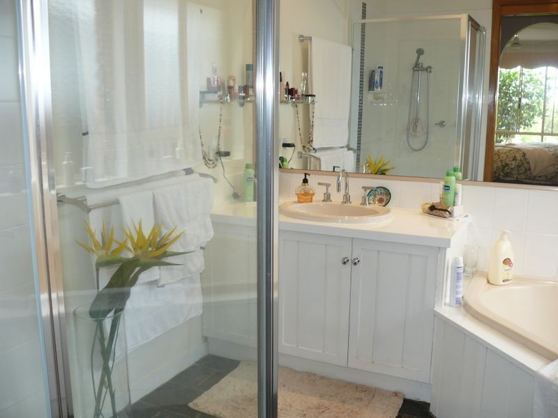 51 Fullarton Drive, Paynesville VIC 3880