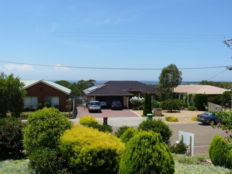 51 Fullarton Drive, Paynesville VIC 3880