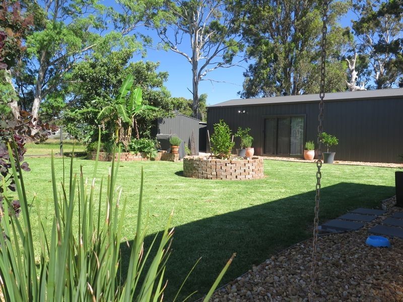 17 Woodland Court, Paynesville VIC 3880