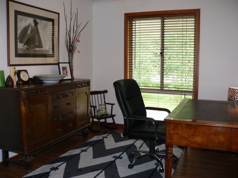 17 Woodland Court, Paynesville VIC 3880