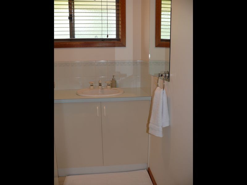 17 Woodland Court, Paynesville VIC 3880