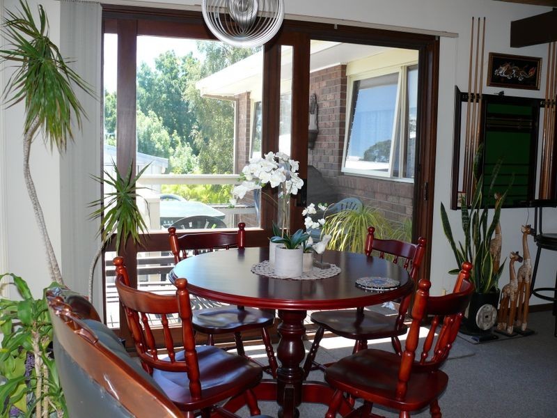 6 Bungaree Avenue, Paynesville VIC 3880