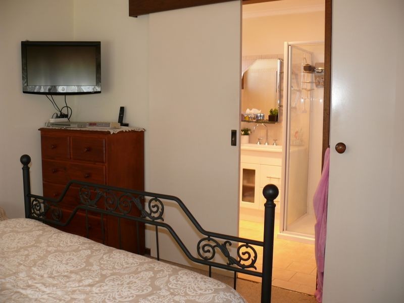 6 Bungaree Avenue, Paynesville VIC 3880