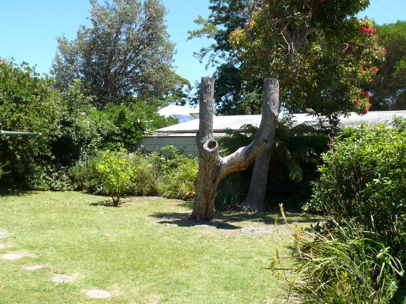 29 Third Parade, Raymond Island VIC 3880