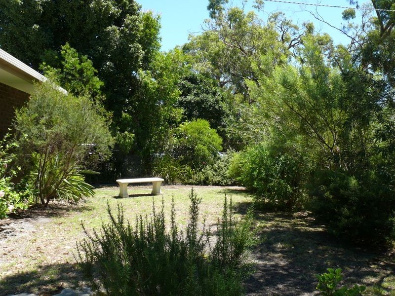 29 Third Parade, Raymond Island VIC 3880