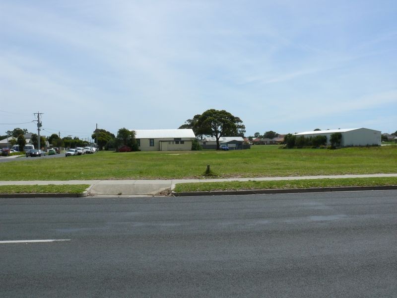37-43 The Esplanade, Paynesville VIC 3880