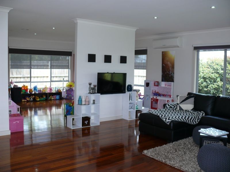 15 Riviera Close, Paynesville VIC 3880