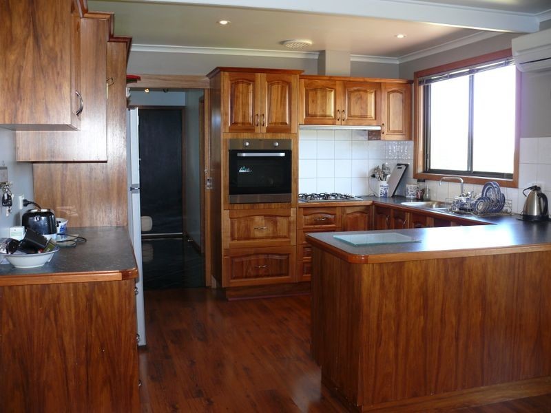 10 Crown Ridge Avenue, Newlands Arm VIC 3875