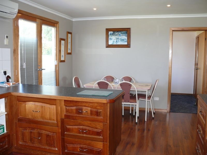 10 Crown Ridge Avenue, Newlands Arm VIC 3875
