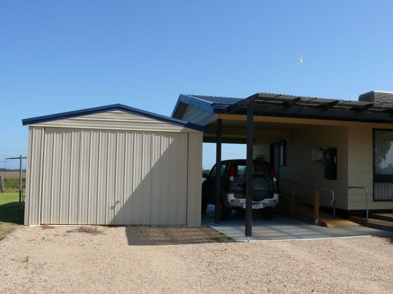 10 Crown Ridge Avenue, Newlands Arm VIC 3875