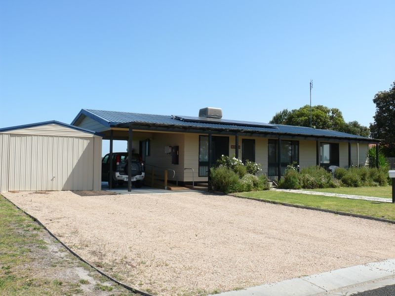 10 Crown Ridge Avenue, Newlands Arm VIC 3875