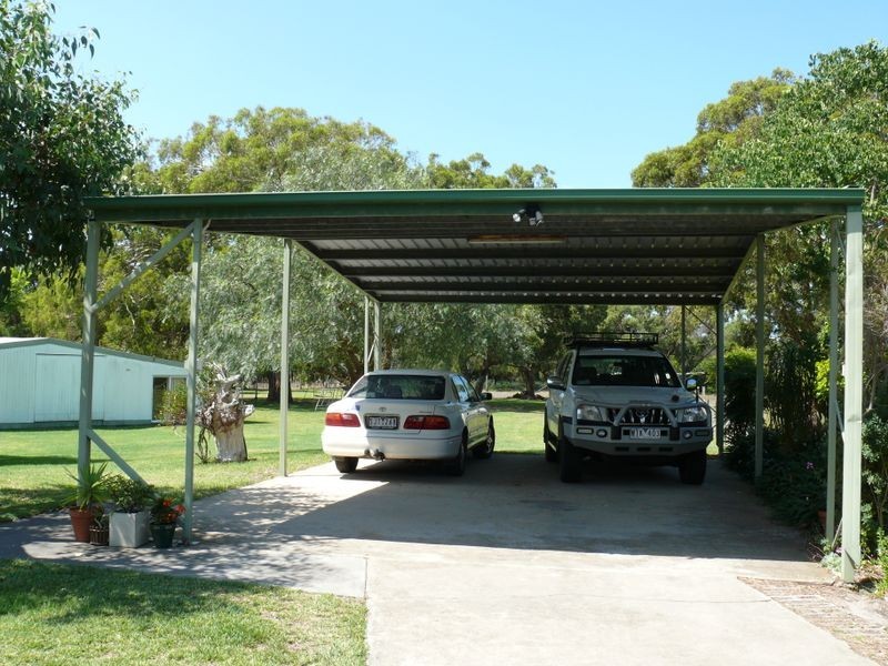 131 Western Boulevard, Raymond Island VIC 3880