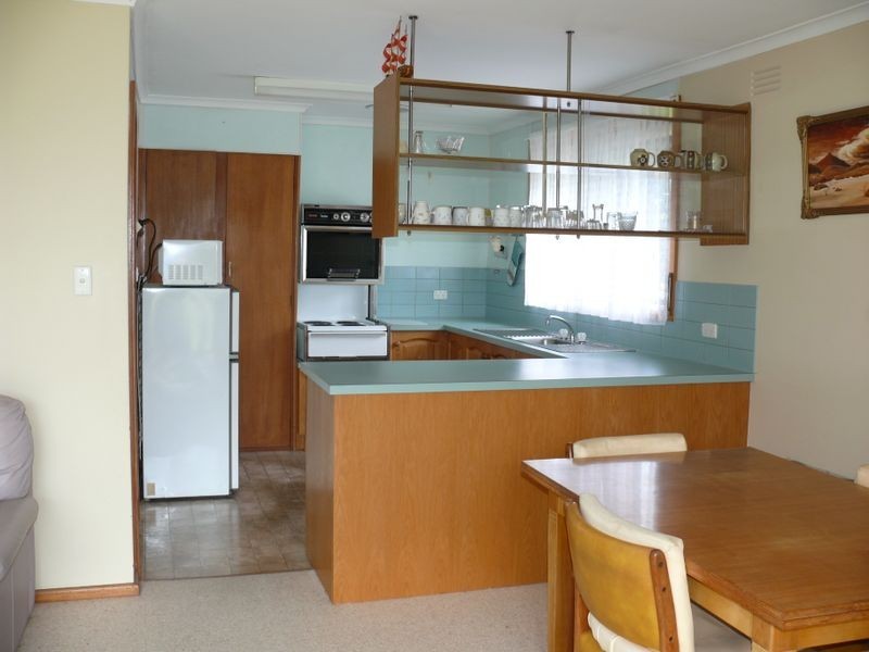 34 Canal Road, Paynesville VIC 3880