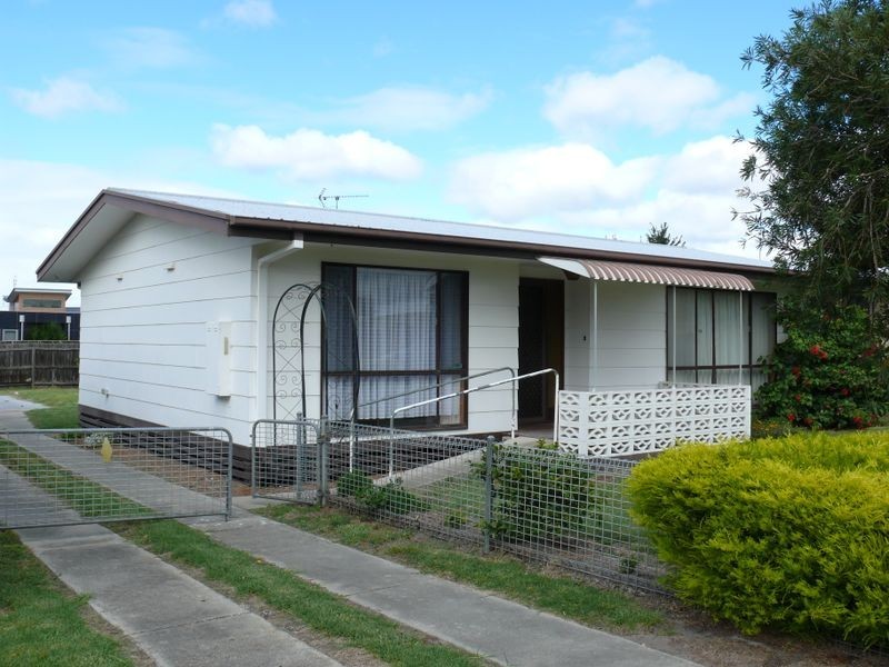 34 Canal Road, Paynesville VIC 3880