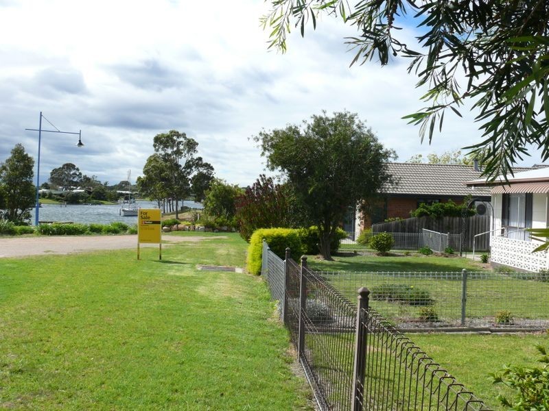 34 Canal Road, Paynesville VIC 3880