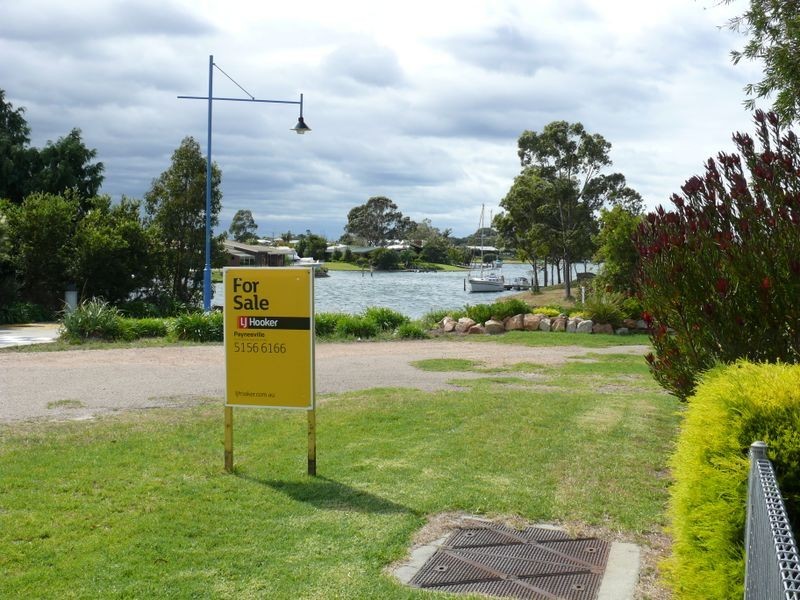 34 Canal Road, Paynesville VIC 3880