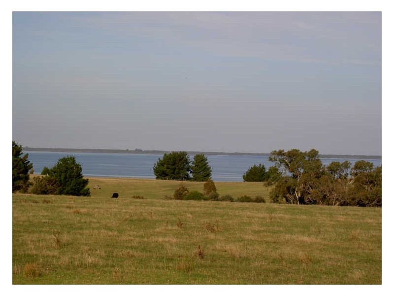 4 Butlers Point Drive, Newlands Arm VIC 3875