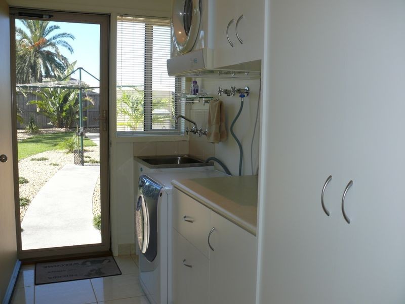 20 Sunset Boulevard, Eagle Point VIC 3878