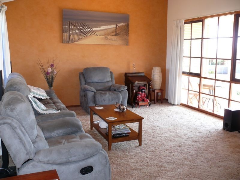 13 Fullarton Drive, Paynesville VIC 3880