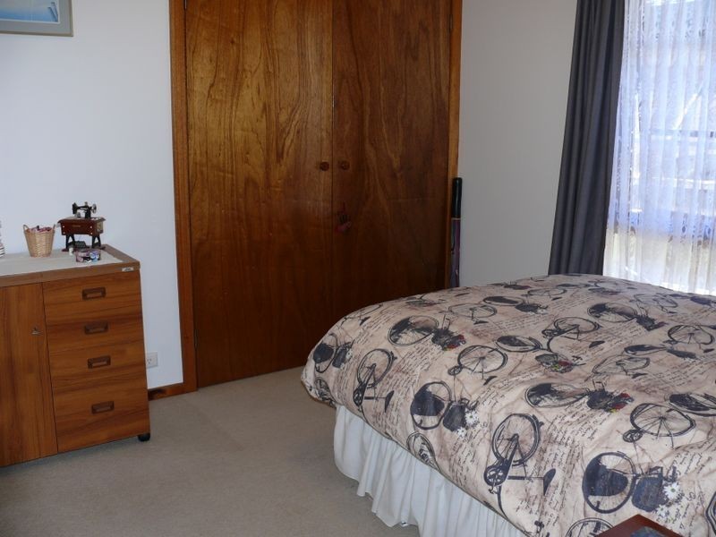 13 Fullarton Drive, Paynesville VIC 3880